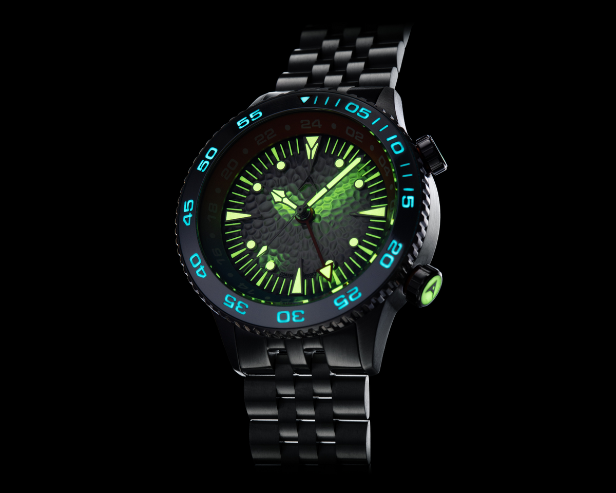Ace X GMT Diver - Burgundy/Black – Aerotec Watches